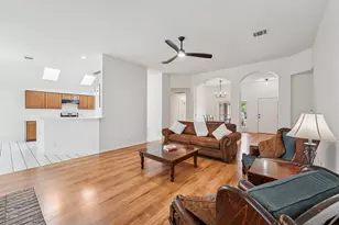 12607 Schreiner Ct, Austin, TX 78732 - Photo 3