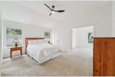 12607 Schreiner Court, Austin, TX 78732 - Photo 9