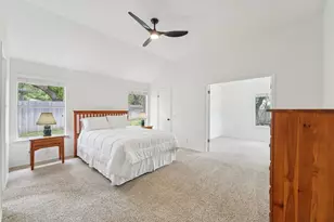 12607 Schreiner Ct, Austin, TX 78732 - Photo 9