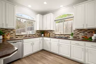 6702 Winnipeg Cove, Austin, TX 78759 - Photo 15