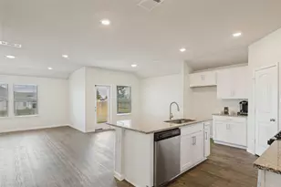 104 Pronghorn Cir, San Marcos, TX 78666 - Photo 7