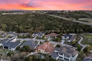 305 Ringtail Stream Dr, Lakeway, TX 78738 - Photo 5