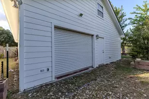 104 Adelfa Dr, Round Rock, TX 78664 - Photo 21