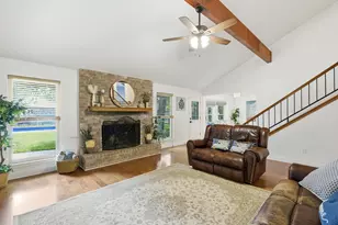 1306 Oakridge Dr, Round Rock, TX 78681 - Photo 5