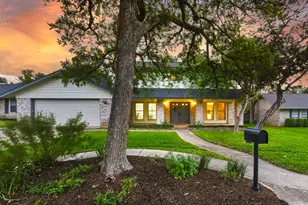 1306 Oakridge Dr, Round Rock, TX 78681 - Photo 1