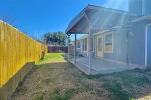104 Evergreen Cir, Georgetown, TX 78626 - Photo 17