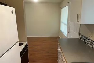 1514 Parker Ln, Austin, TX 78741 - Photo 17