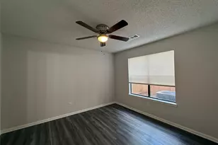 8911 Schick Rd, Austin, TX 78729 - Photo 7