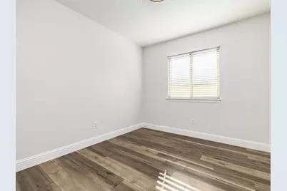 1811 Rainy Meadows Drive, Austin, TX 78758 - Photo 17