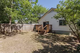 1811 Rainy Meadows Dr, Austin, TX 78758 - Photo 21