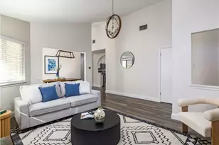 1811 Rainy Meadows Dr, Austin, TX 78758 - Photo 9