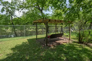 1603 W Creek Loop, Round Rock, TX 78681 - Photo 17