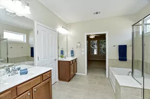 702 Independence Creek Ln, Georgetown, TX 78633 - Photo 13