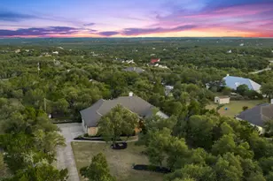 607 Saddlehorn Dr, Dripping Springs, TX 78620 - Photo 37
