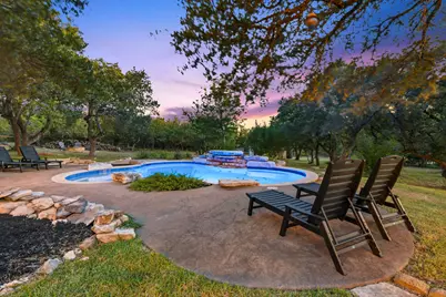 607 Saddlehorn Drive, Dripping Springs, TX 78620 - Photo 3