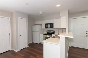 1603 Onion Creek Village Dr, Round Rock, TX 78664 - Photo 3