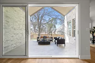 209 Firethorn Rd, Marble Falls, TX 78654 - Photo 13