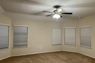 712 Manzano Ln, Pflugerville, TX 78660 - Photo 9