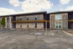 2401 Manor Rd, Austin, TX 78722 - Photo 11