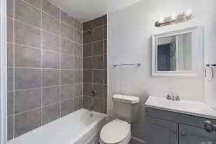 2401 Manor Rd, Austin, TX 78722 - Photo 9