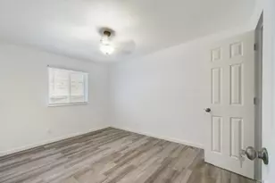 2401 Manor Rd, Austin, TX 78722 - Photo 7