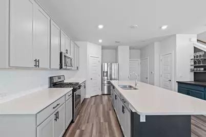 7312 Travertine Spring Drive, Austin, TX 78744 - Photo 7