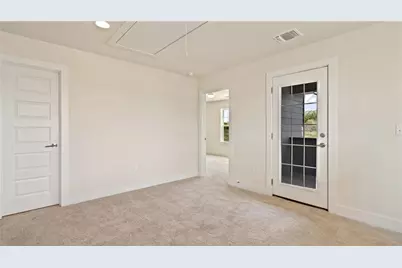 7812 Hillock Terrace, Austin, TX 78744 - Photo 7