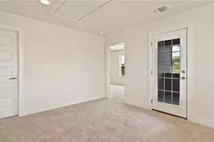 7812 Hillock Terrace, Austin, TX 78744 - Photo 7