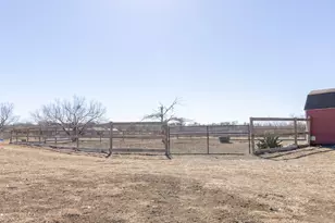 546 Texas Oak Dr, Cedar Creek, TX 78612 - Photo 29