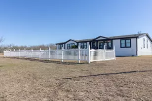 546 Texas Oak Dr, Cedar Creek, TX 78612 - Photo 25