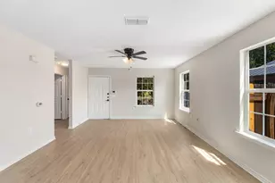 6909 Frontera Tr, Austin, TX 78741 - Photo 7