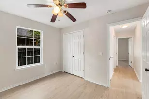 6909 Frontera Tr, Austin, TX 78741 - Photo 17