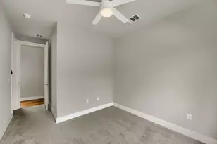 1200 Stobaugh St, Austin, TX 78757 - Photo 19