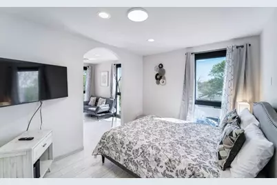 1409 E M Franklin Avenue #B, Austin, TX 78721 - Photo 27