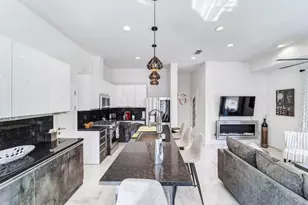 1409 E M. Franklin Ave, Austin, TX 78721 - Photo 13