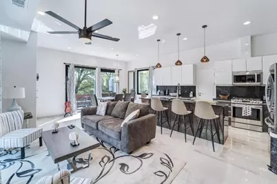 1409 E M Franklin Avenue #B, Austin, TX 78721 - Photo 11