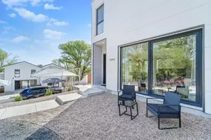 1409 E M. Franklin Ave, Austin, TX 78721 - Photo 7