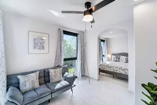 1409 E M. Franklin Ave, Austin, TX 78721 - Photo 15