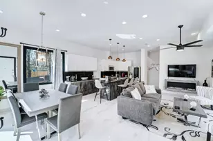 1409 E M. Franklin Ave, Austin, TX 78721 - Photo 5