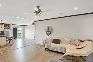 271 Alma Ln, Kyle, TX 78640 - Photo 5