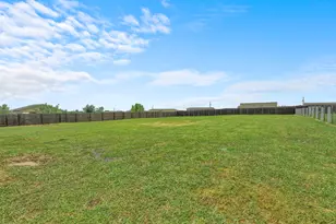 271 Alma Ln, Kyle, TX 78640 - Photo 27