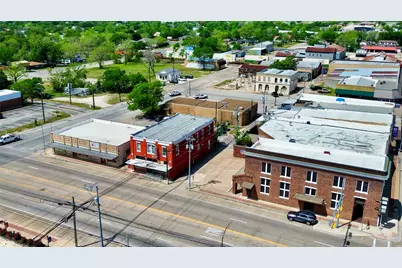 161 S. Main Street, Giddings, TX 78942 - Photo 3