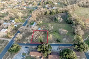 Lot 2 E Alamo St, Elgin, TX 78621 - Photo 1