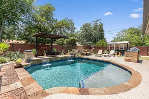 1911 Ohlen Rd, Austin, TX 78757 - Photo 31