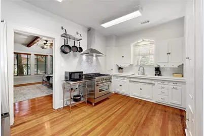 1604 S Main Street, Georgetown, TX 78626 - Photo 11