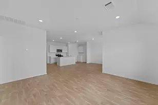 12208 Silverton Tree Bnd, Mustang Ridge, TX 78610 - Photo 19