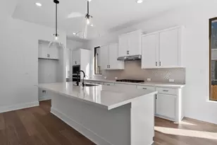 105 Gibbs Dr, Liberty Hill, TX 78642 - Photo 7