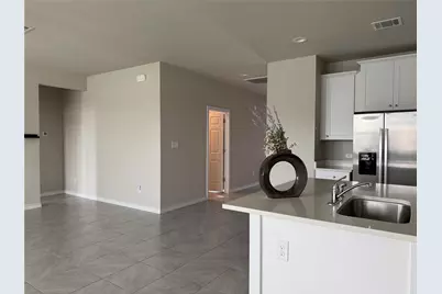 5989 Malta Circle, Round Rock, TX 78665 - Photo 9