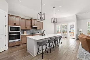 201 Blue Jasmine Trl, Georgetown, TX 78628 - Photo 13