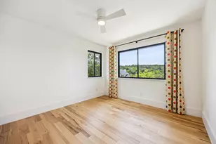 3911 Dry Creek Dr, Austin, TX 78731 - Photo 19